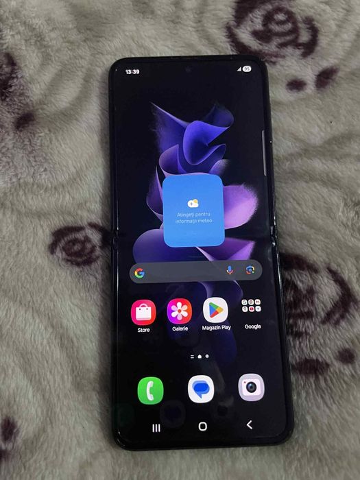 Vând Schimb Samsung Galaxy Z Flip 3 256GB