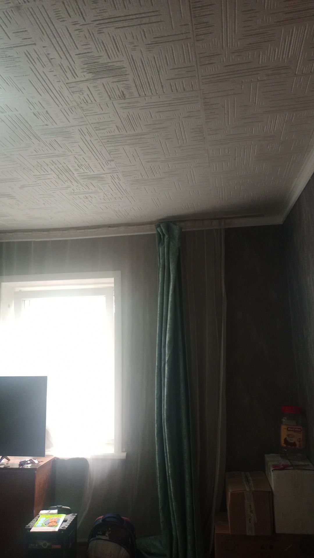Продам благоустроенный кирпичный дом, в центре села. 
60 кв. м, четыре
