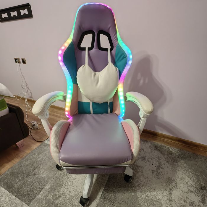 Scaun de birou roz-mov cu lumini si telecomanda