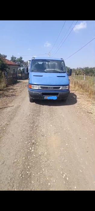 Vând iveco si remorca auto