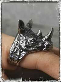 Оригинальное, фирменное кольцо - Носорог