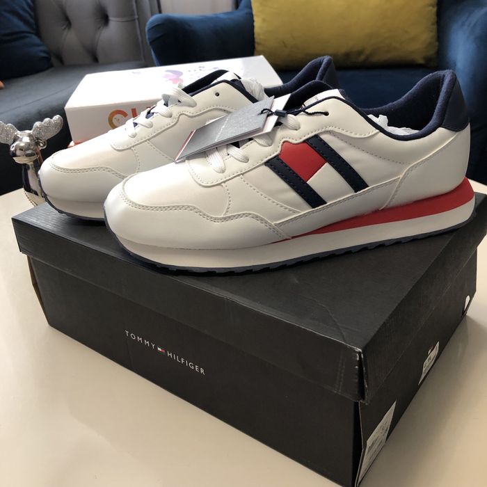 Чисто нови дамски сникърси Tommy Hilfiger