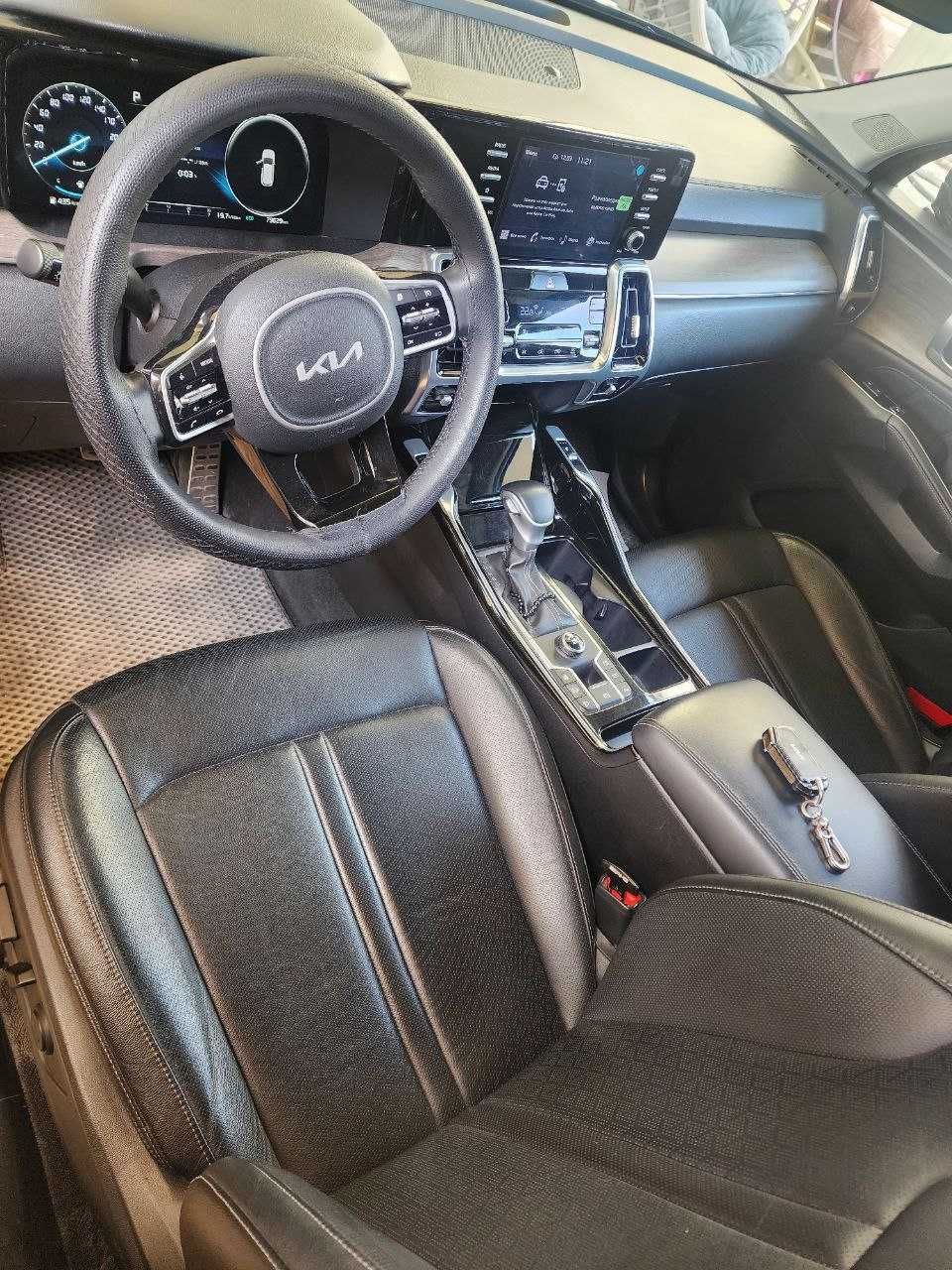 Продам КIA SORENTO 2022 года машина своя. КIA SORENTO 2022 й. сотилади