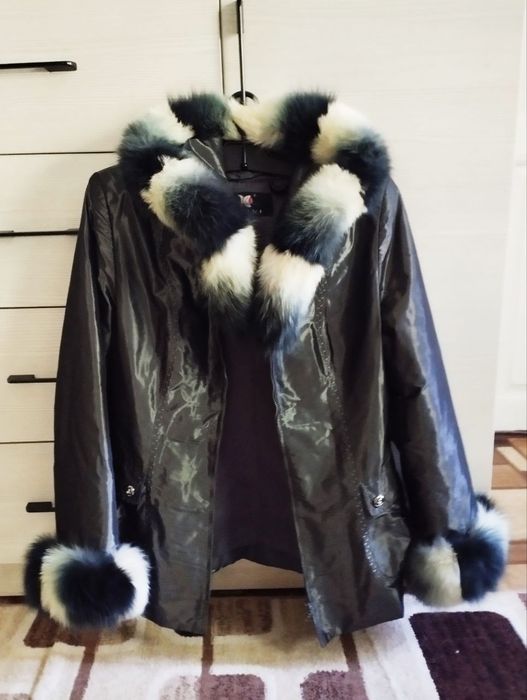 Продаётся куртка Пихора