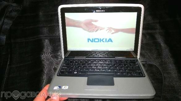 NOKIA Booklet 3G