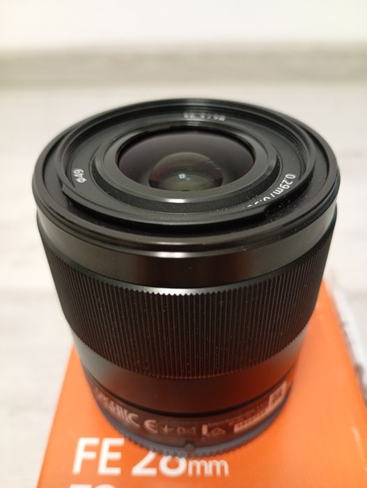 Obiectiv Sony FE 28mm F.2