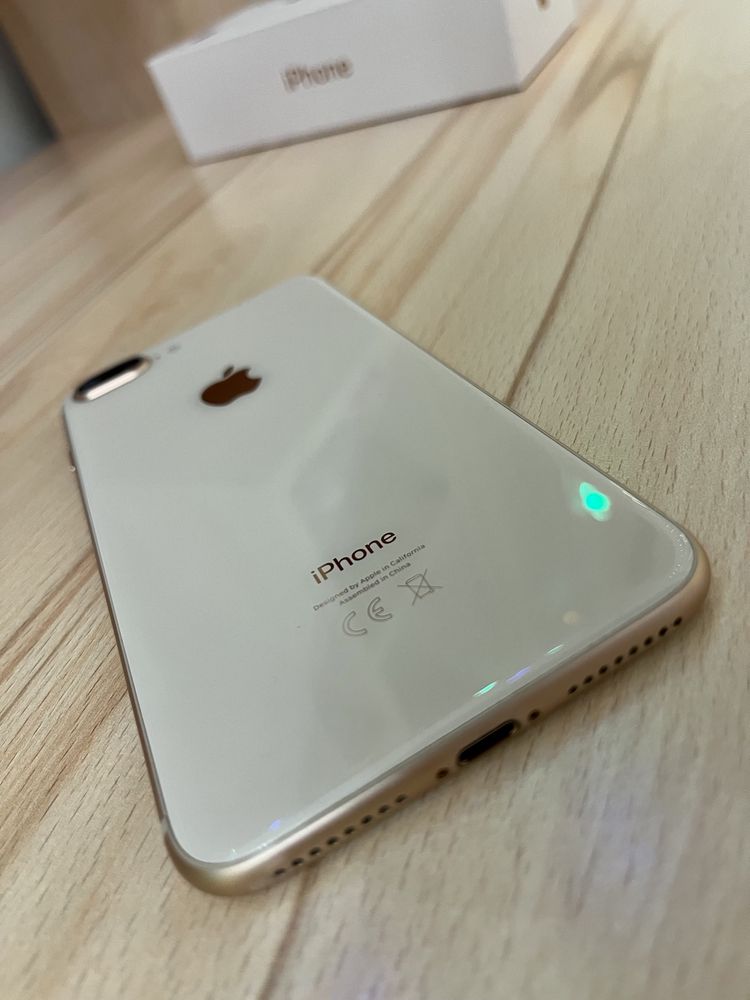 iPhone 8 Plus Gold 64Gb