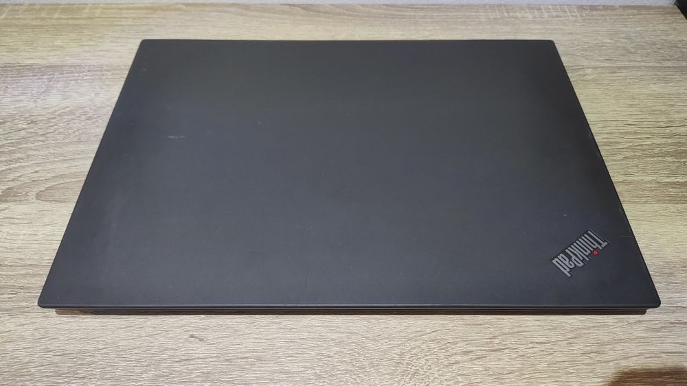 Lenovo ThinkPad T570-i5 7th, 8Gb ram, 128Gb m.2