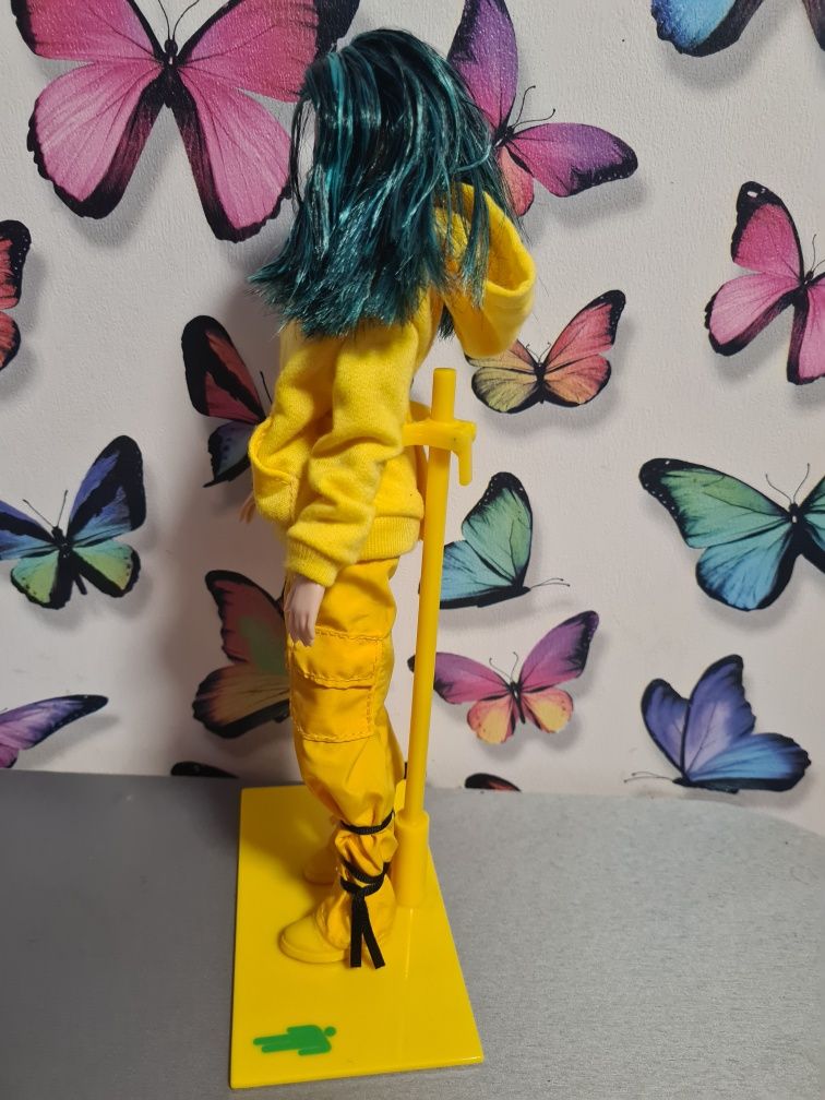 Barbie Billie Eilish