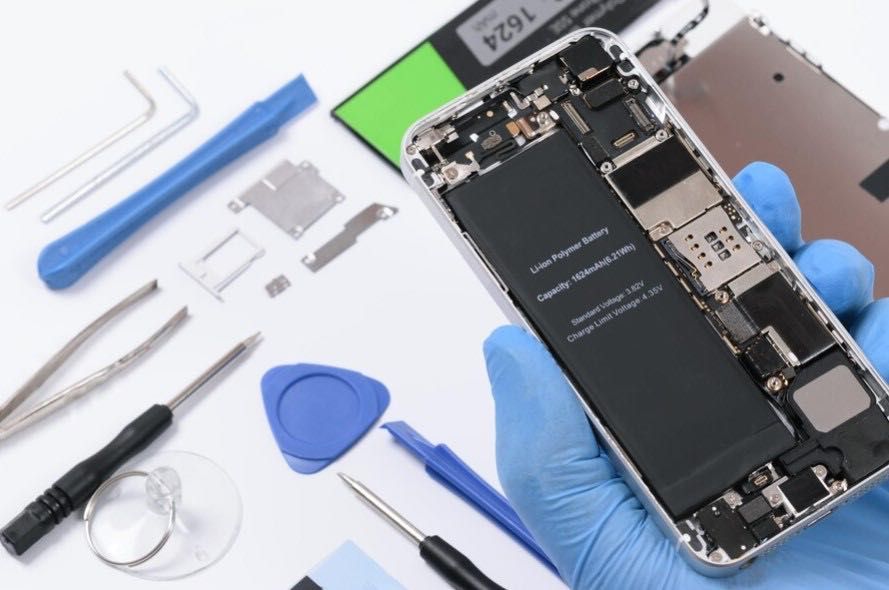 REPARATII IPHONE - Decodare, Resoftare, Carcase, Display, Baterie