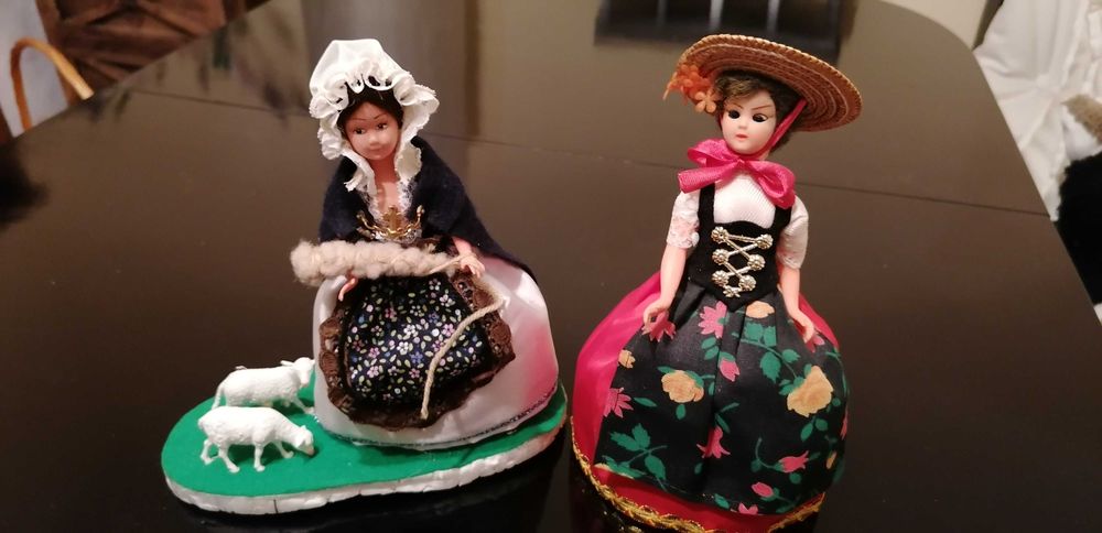 Две красиви етно-кукли за колекционери и ценители