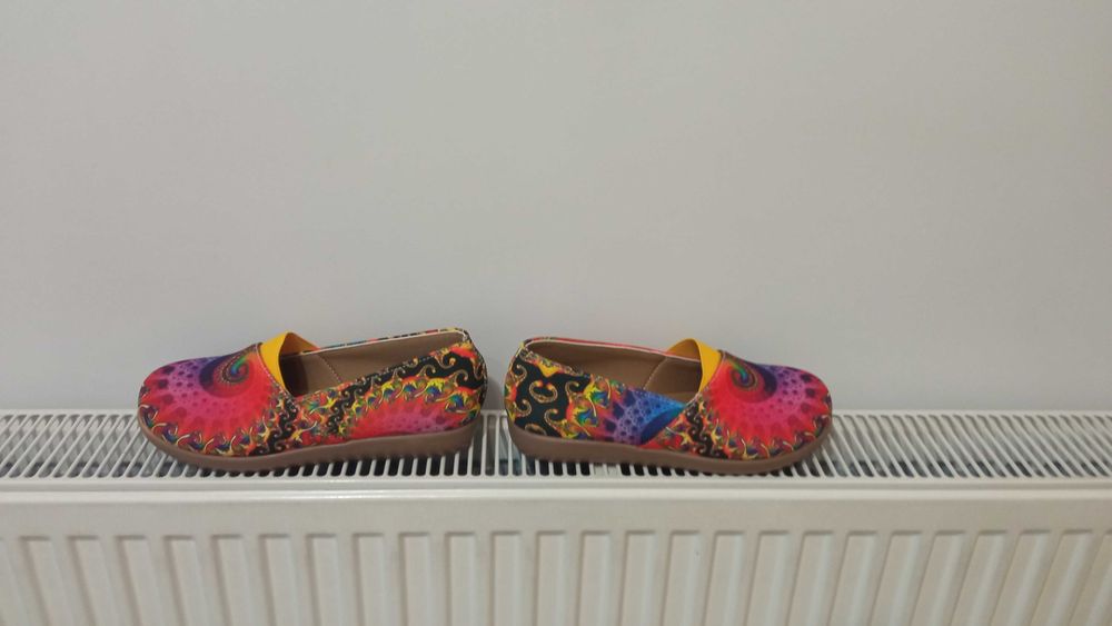 Леки, цветни, летни обувки №38