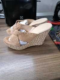 Papuci Guess platforma din piele mas 38