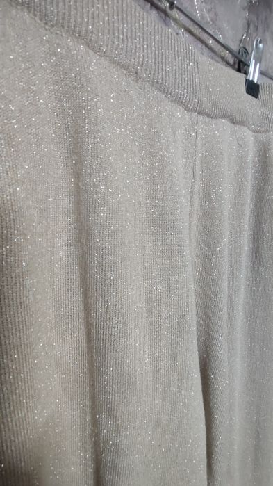 Вязаный костюм хорошего качества