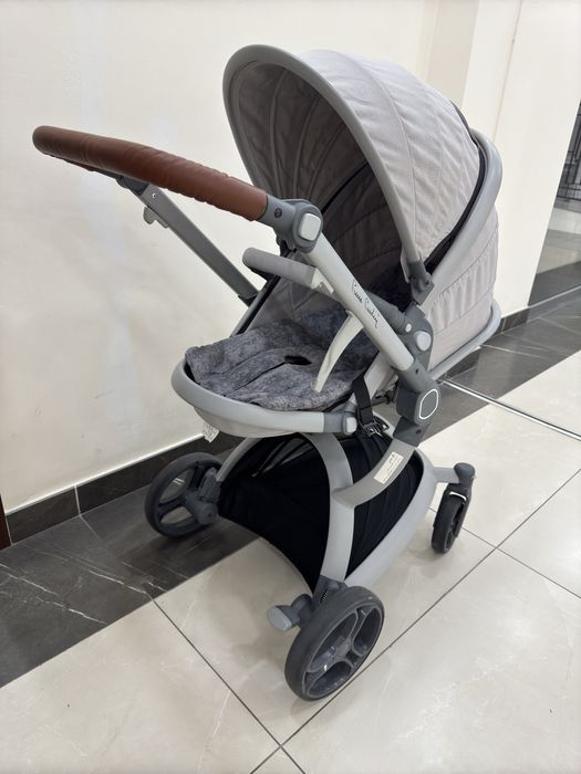 bolalar aravachasi kolyaska holati juda yaxshi