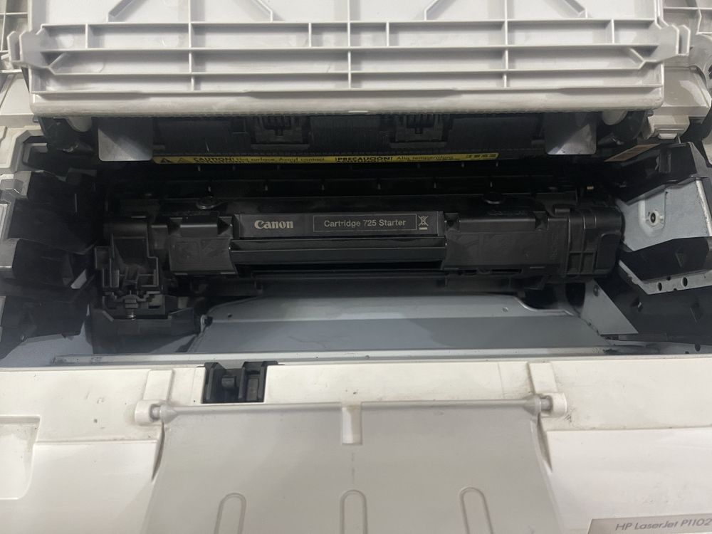 Продам принтер Hp laserJet P1102