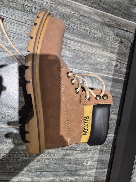 Ботинки бу,39 размер большемерки