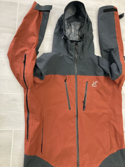 Geaca Revolution Race XL impermeabila 20000 hardshell