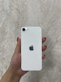 Смартфон Apple iPhone SE  128Gb белый