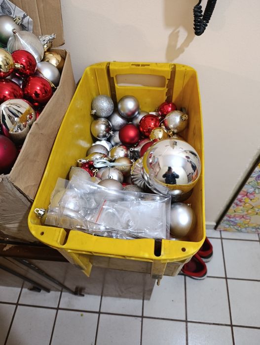 Коледно-новогодишни играчки