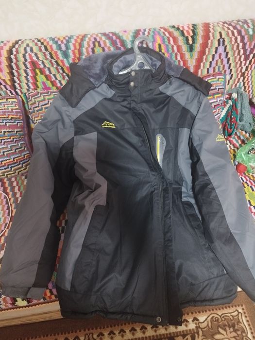 Куртка зимняя новая