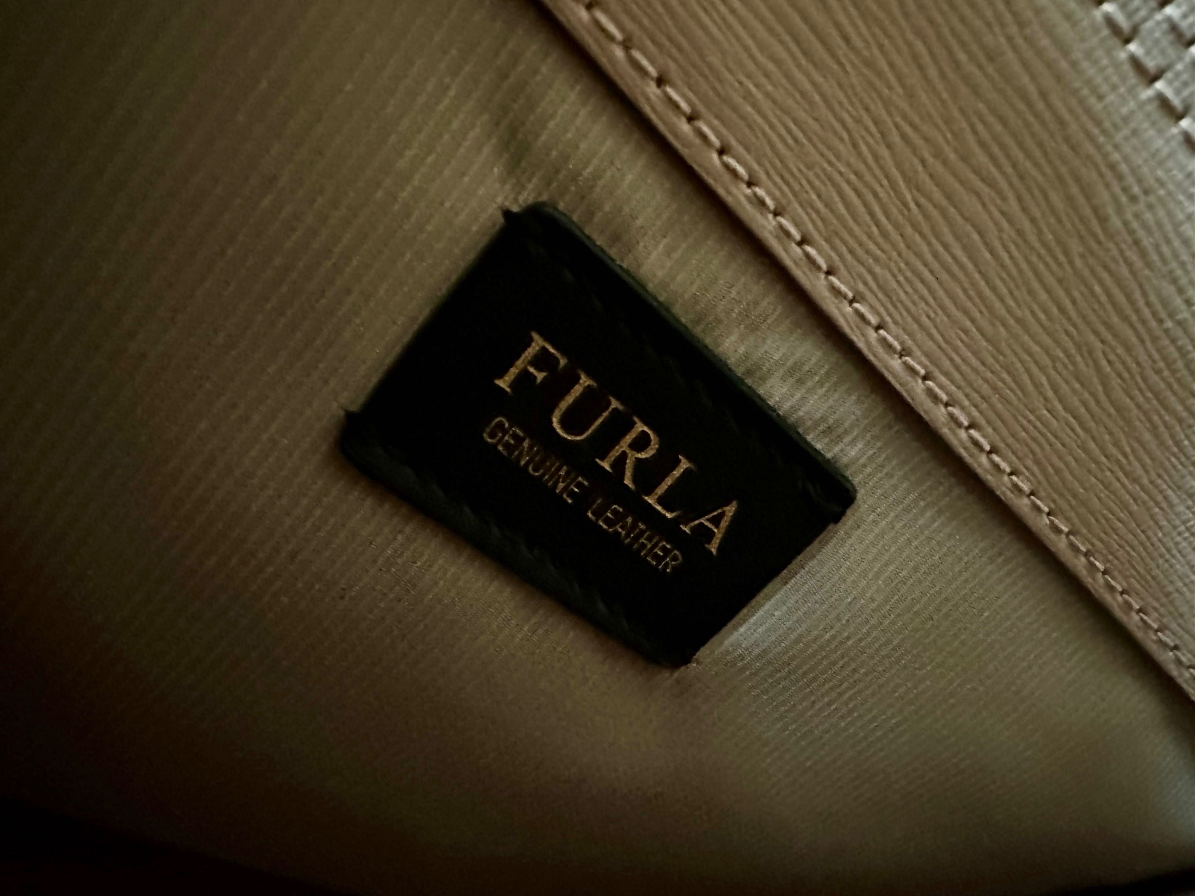 Нова дамска чанта Furla