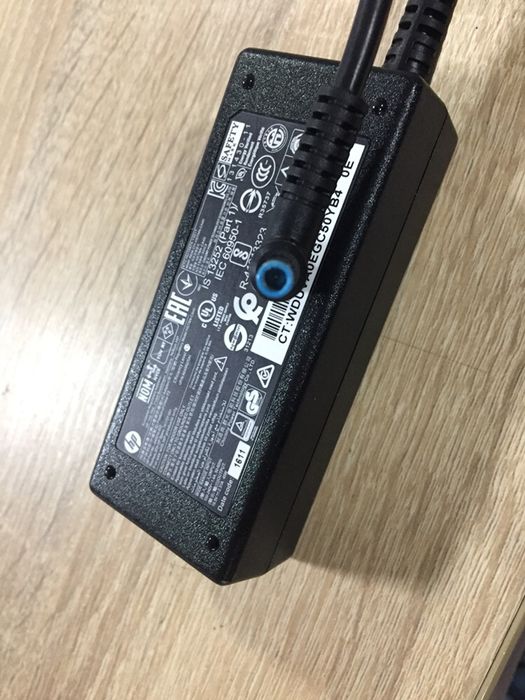 Alimentator / Incarcator laptop HP 65 W model nou