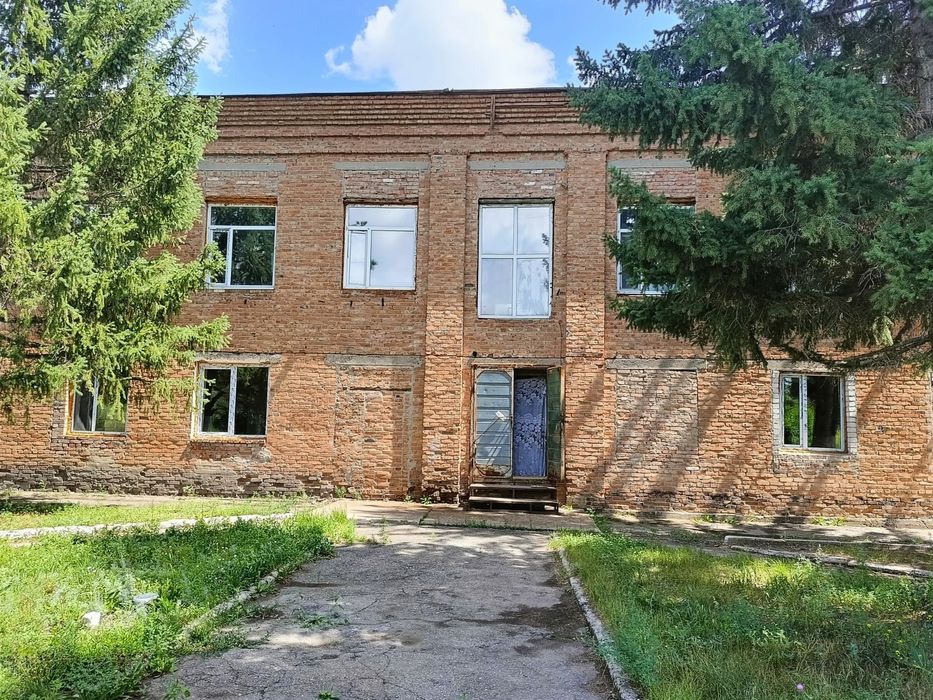 Продам здание с землёй