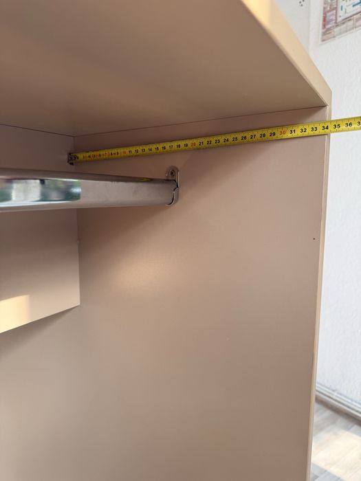 Dulap monstre perdele