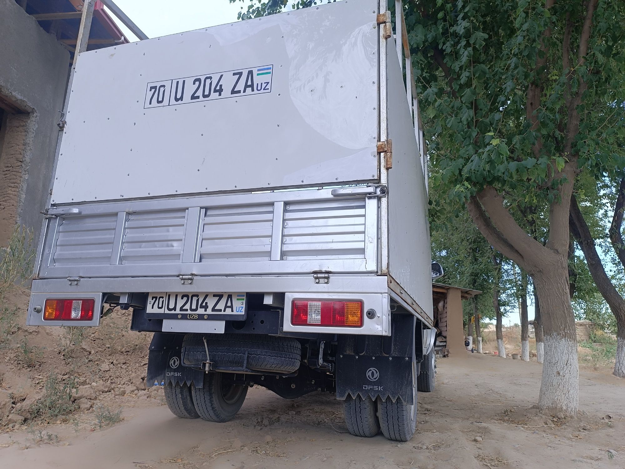 Dongfeng D-50 qoʻsh balon 14000 dollar SROCHNO