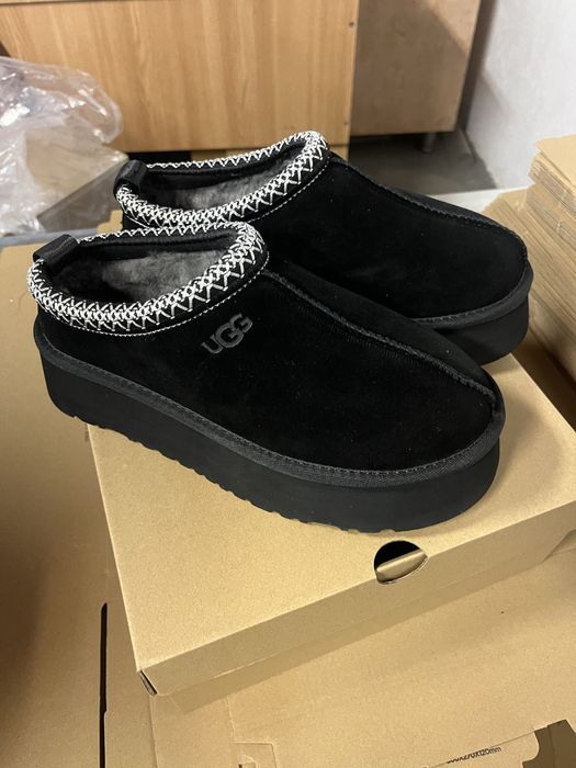 Vand UGG TAZZ ( produs nou nepurtat) !!! Marimea 38 , 39