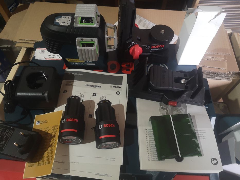 Nivela laser Bosch GLL 3-80 CG Nou 2025 ca și Hilti Dewalt Makita