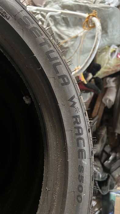 Шины зимние новый р19