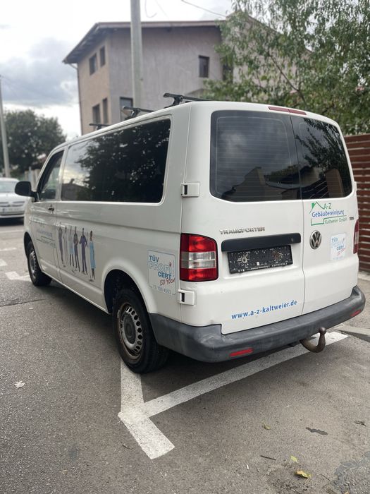 Dezmembrez VW transporter T5 2.0 TDI an 2013