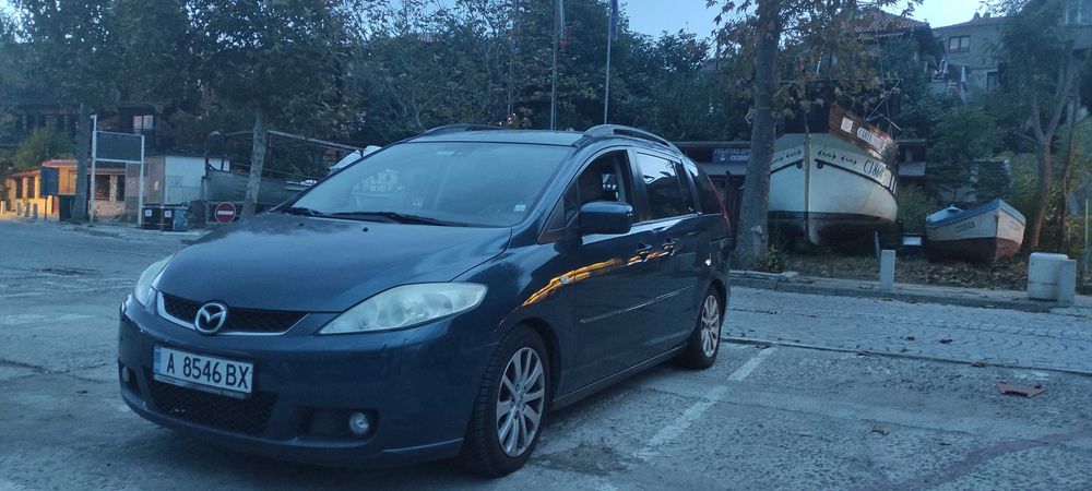 Продавам Мазда-5.
