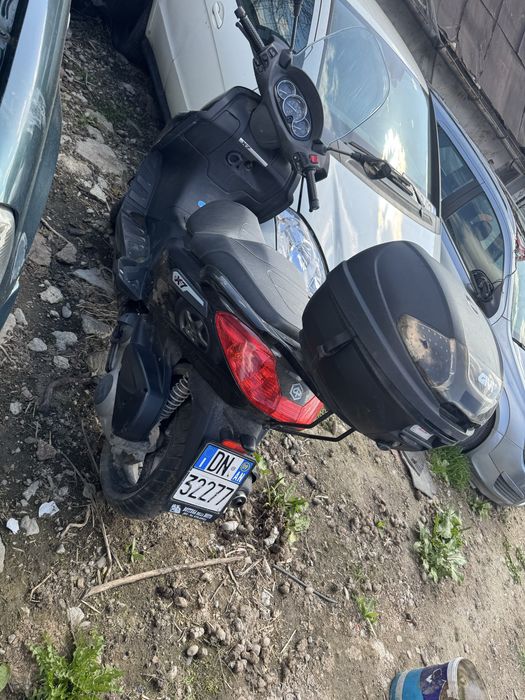 Vand Scuter Piaggio evo x7