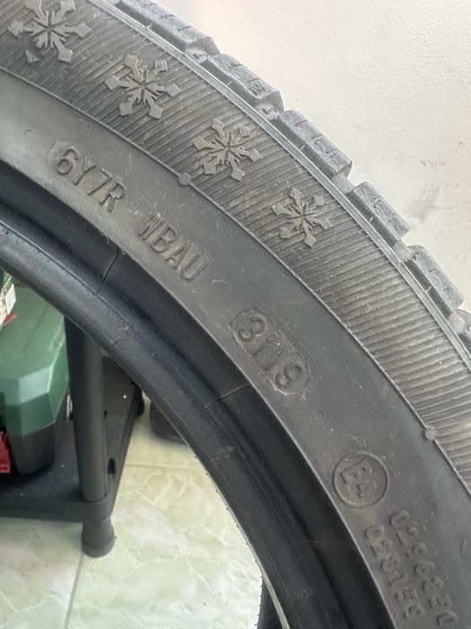 General Anvelope de iarna 225/45 R17 set complet
