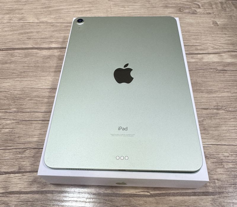 Prodam Idyal Ipad Air 4 256GB wi-fi