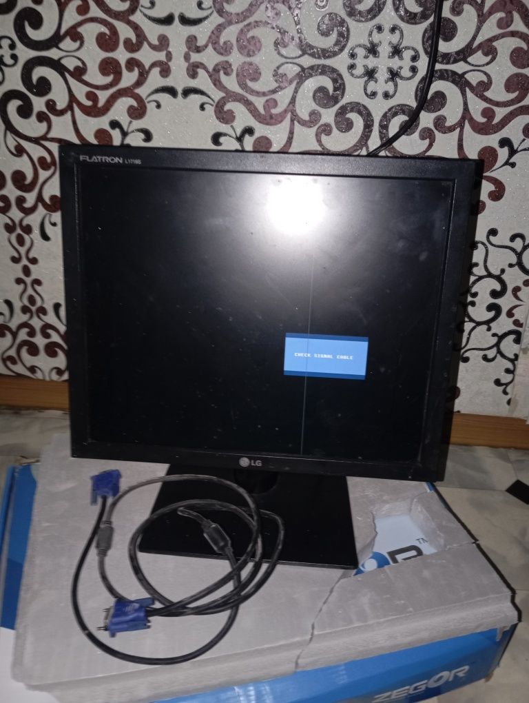 LG FlatronL1719S