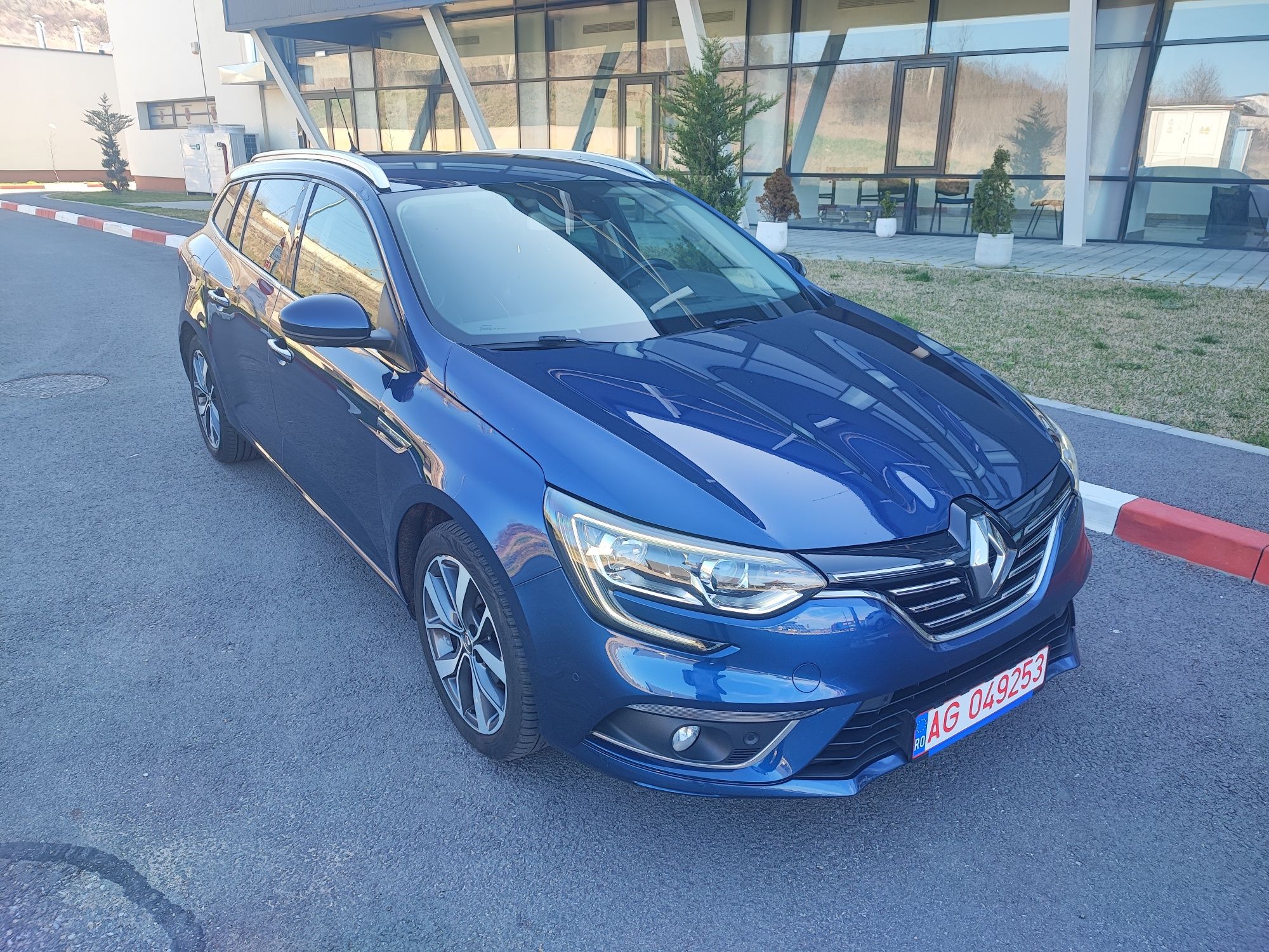 Renault Megane IV/Bose /Led/ Camera/Euro 6