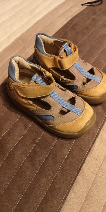 Pantofiori marimea 22