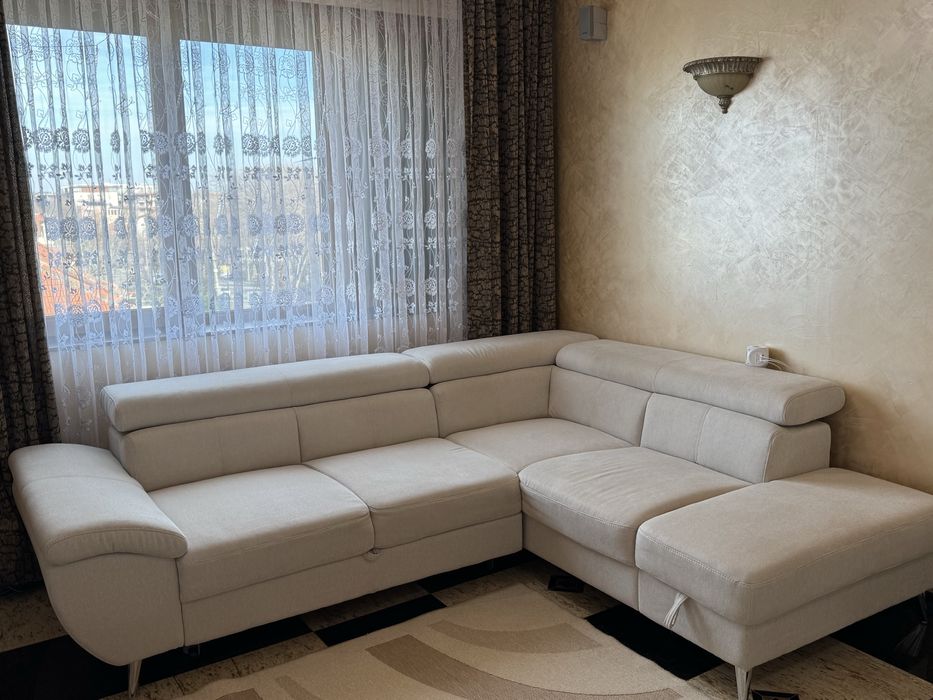 Диван шампансо като нов