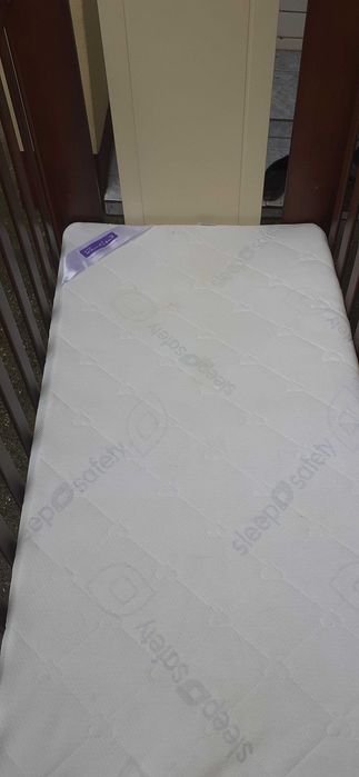 Pătuț bebe din lemn