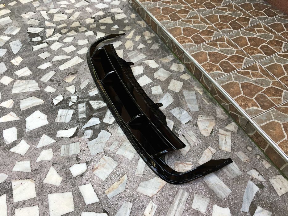 Difuzor bara spate (fusta)  model R line Volkswagen Passat CC