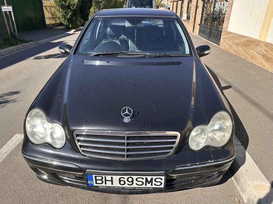 Mercedes Benz  clasa C , 1.8 , an fabricatie 2004