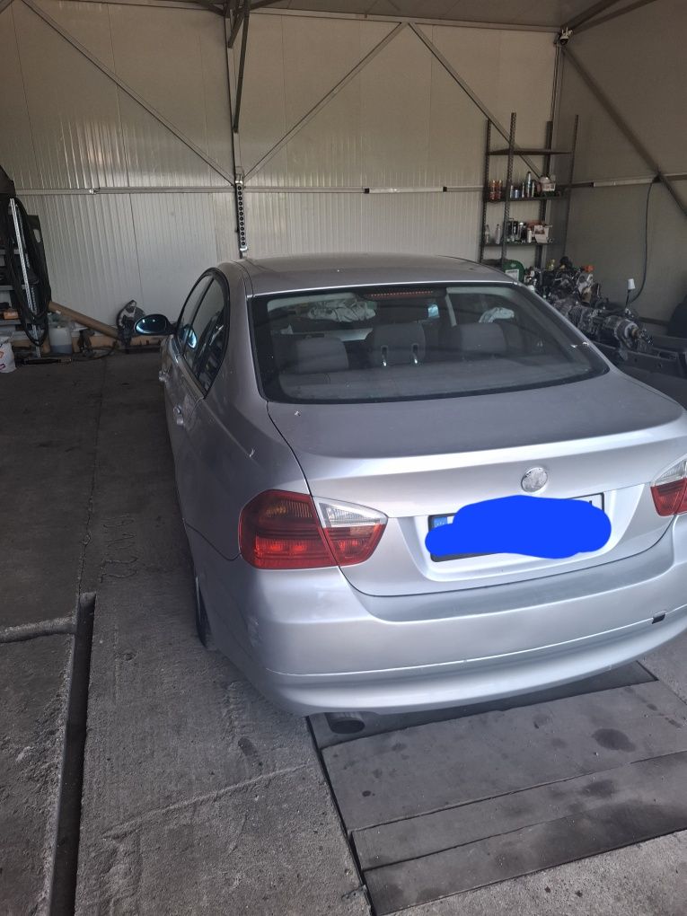Vând bmw e90 sau piese