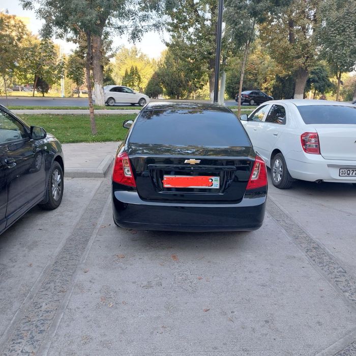 Gentra Avtomat 2023 sotiladi