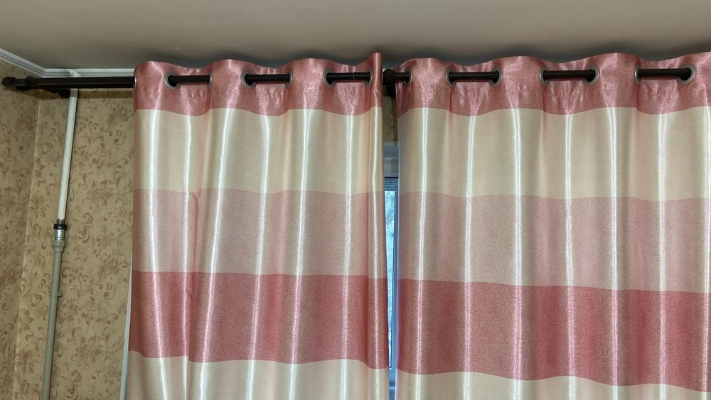 Шторка и карниз 3.10