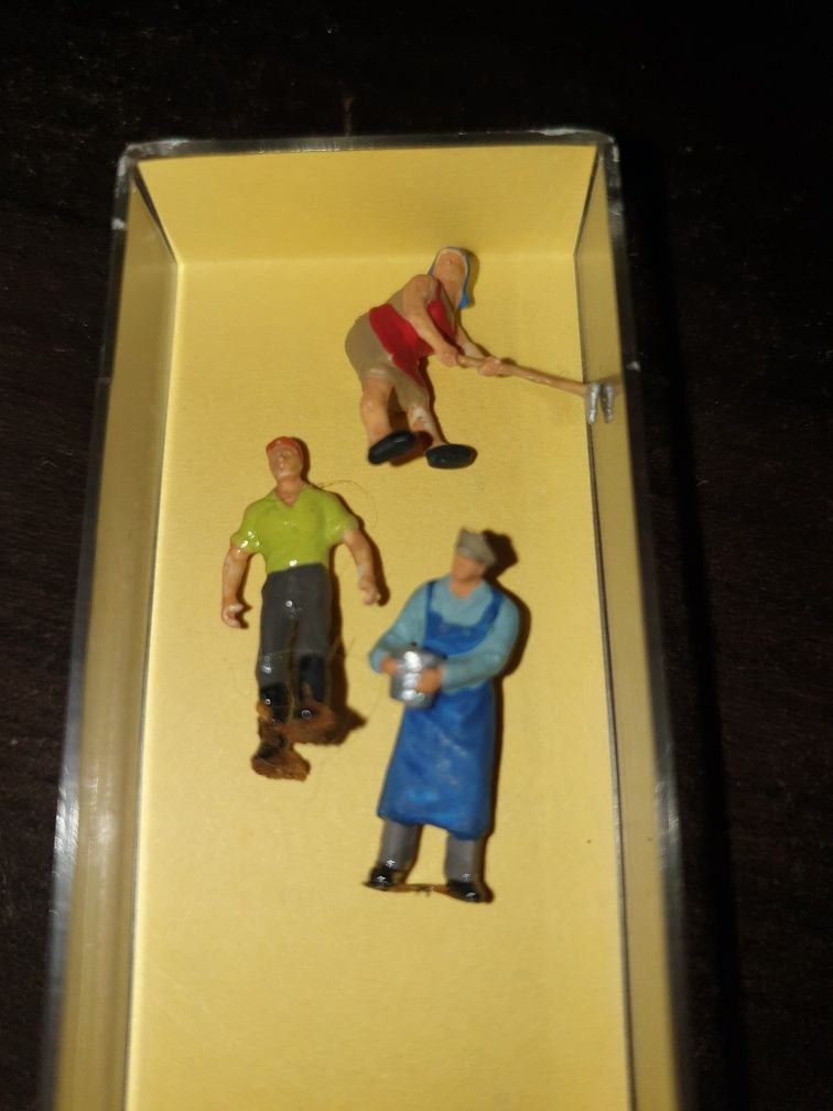 Figuri miniatura RFG ,  jucării 1cm