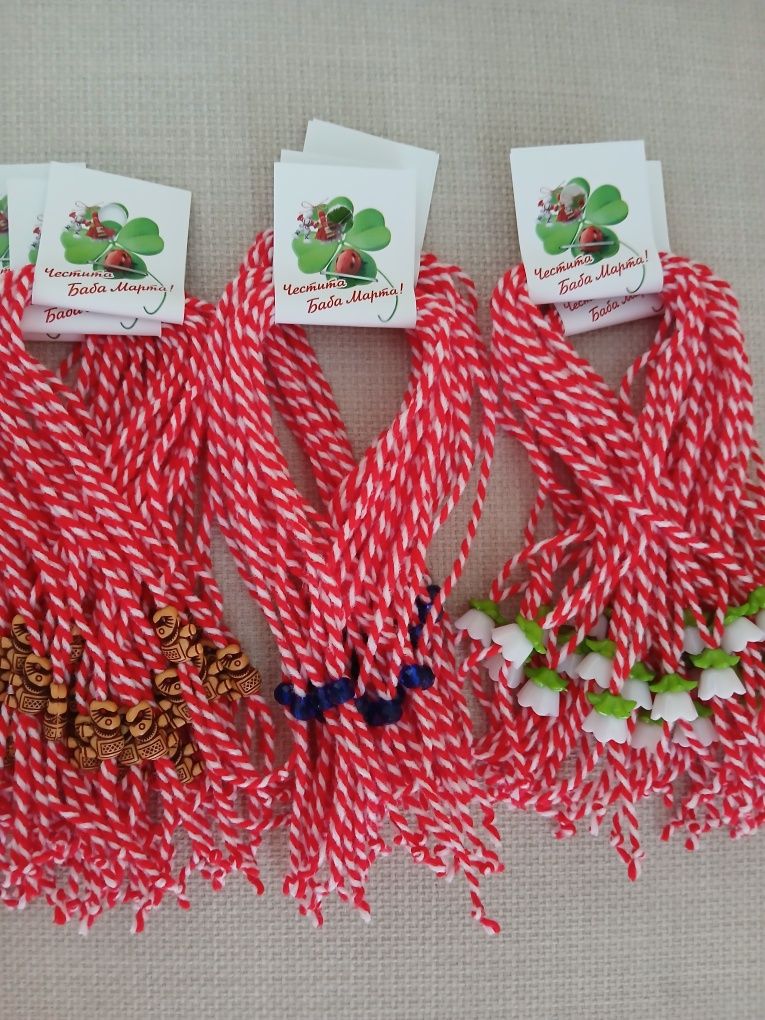 Мартеници Десятки снопчета